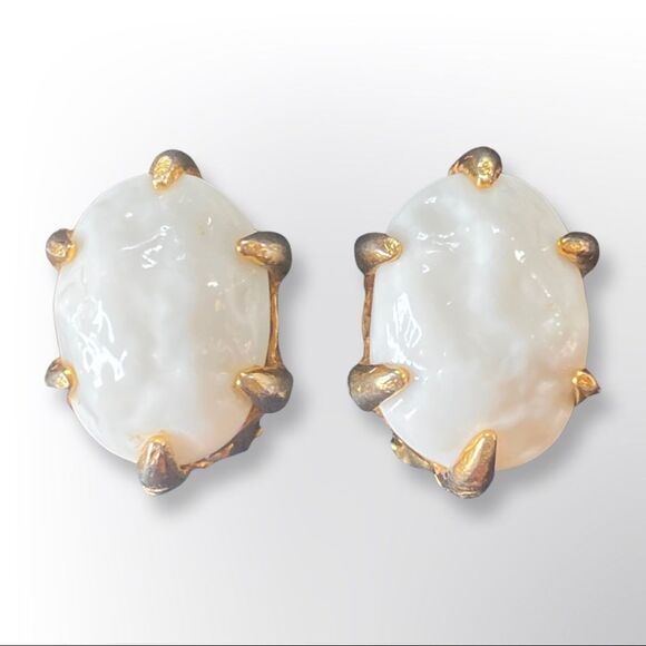 Vintage Milk Glass White Boulders Held by Golden Claws Clip On Earrings - Picture 1 of 15